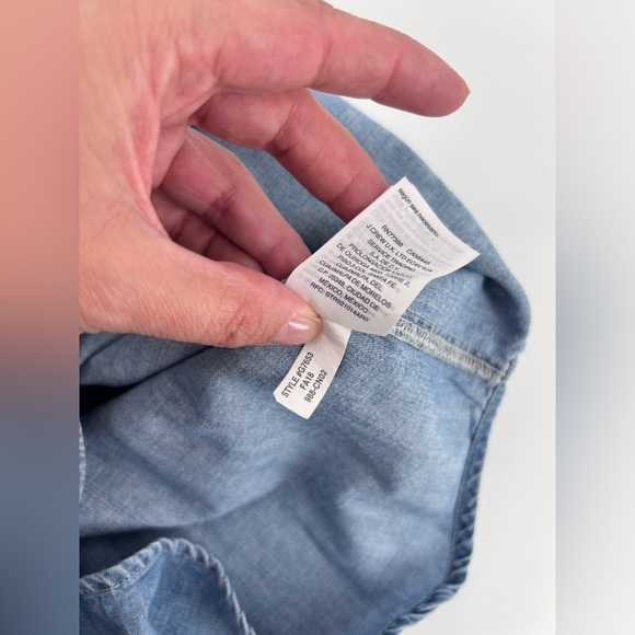 Crewcuts by J Crew Girls Size 10 Blue Jeans Chambray Button Down Shirt Top - Picture 6 of 6